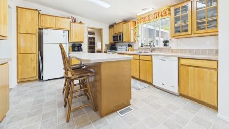 Home with large greenhouse on 20 Acres near the Salmon River - image 3