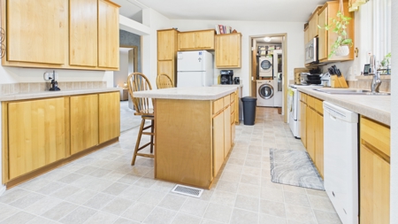 Home with large greenhouse on 20 Acres near the Salmon River - image 4
