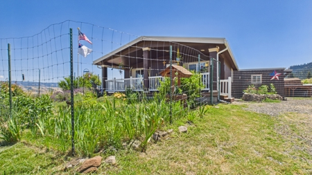 Home with large greenhouse on 20 Acres near the Salmon River - image 40