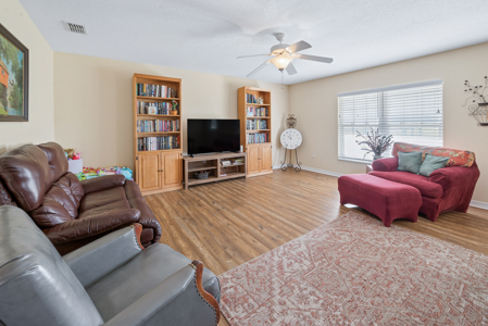 3-Bedroom, 2.5-Bath Home on 6.26 Acres in Bronson FL  Levy County - image 15
