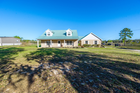 3-Bedroom, 2.5-Bath Home on 6.26 Acres in Bronson FL  Levy County - image 1