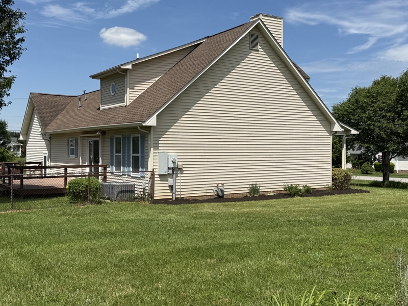 No Caption