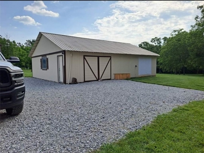 Home, RV, Carport and Land in Benton County Arkansas - image 4