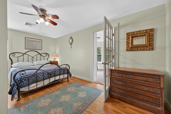 Cottage Home for Sale in Pembroke VA