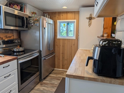 Updated Canada Creek Ranch Cabin on Three Lots Atlanta MI - image 12