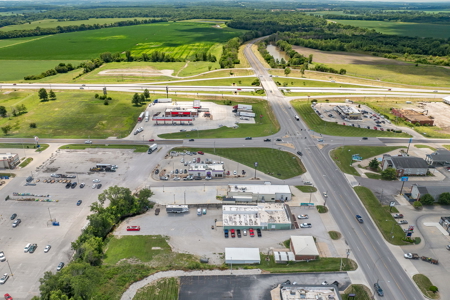 Prime Commercial Opportunity with Exceptional Highway Visibility! - image 11