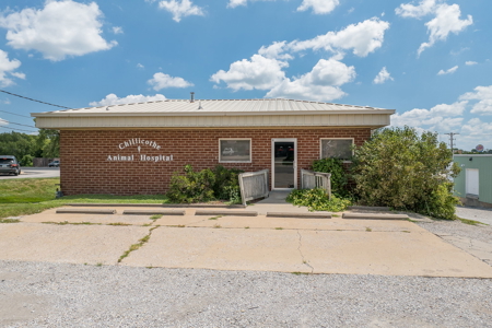 Prime Commercial Opportunity with Exceptional Highway Visibility! - image 3