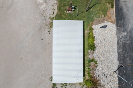 Prime Commercial Opportunity with Exceptional Highway Visibility! - image 15