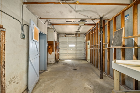 Prime Commercial Opportunity with Exceptional Highway Visibility! - image 36
