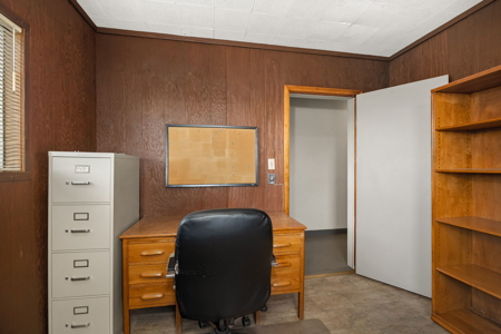 Prime Commercial Opportunity with Exceptional Highway Visibility! - image 32