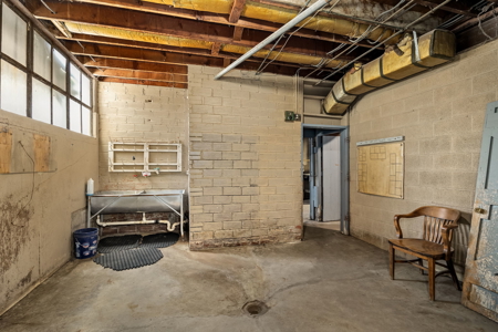 Prime Commercial Opportunity with Exceptional Highway Visibility! - image 34