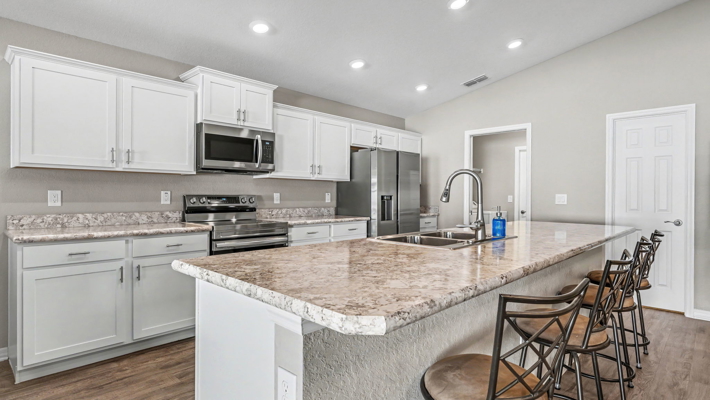 Country Home, 3/2, Practically brand new, Open Floor Plan