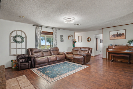 Equine property with House in Jackson County Okla - image 15