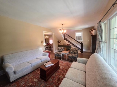 Classic 1907 Victorian masterpiece with nearly 3,400 sq ft - image 13