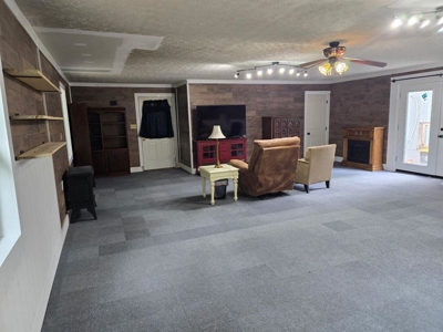 Classic 1907 Victorian masterpiece with nearly 3,400 sq ft - image 25