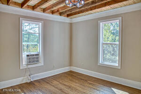 Classic 1907 Victorian masterpiece with nearly 3,400 sq ft - image 22