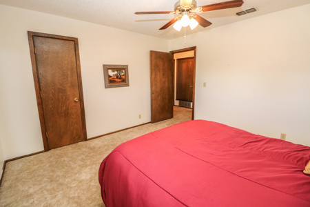 Amazing Home in EARTH, TX-Spacious 3/2/2 with a BASEMENT! - image 14