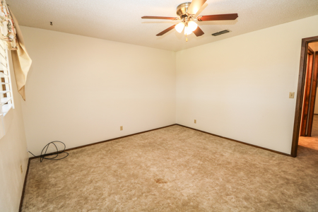 Amazing Home in EARTH, TX-Spacious 3/2/2 with a BASEMENT! - image 11