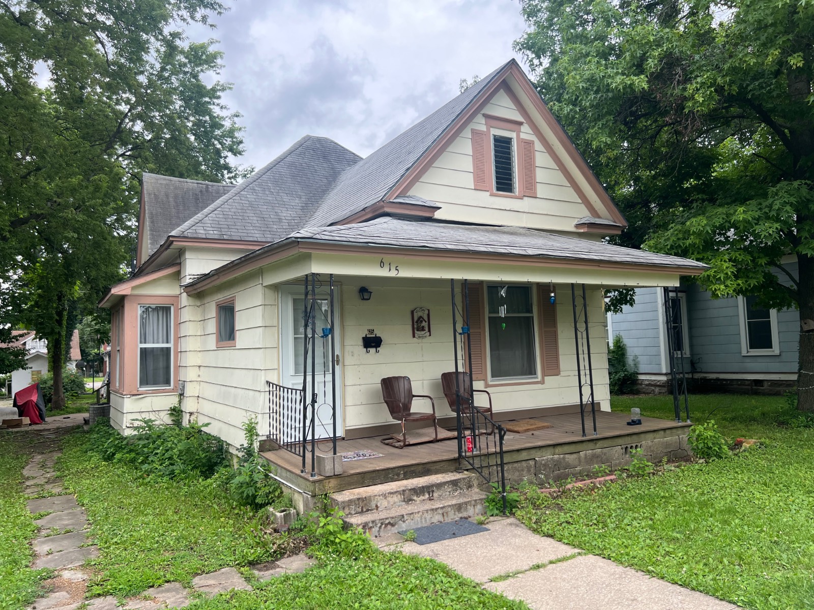 Home for Sale Iola, KS