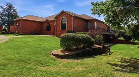 Lakefront Home with 5 BR, 3 BA on 9.64 Acres in West Plains, MO - image 6