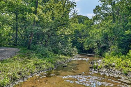 Escape to the beauty of the countryside with this exceptional pro - image 39