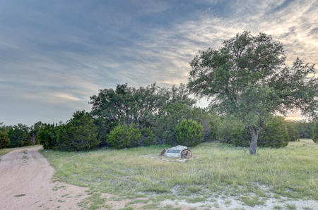 Dominion 5 ranch hunting property. - image 30