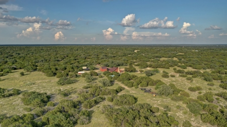 Dominion 5 ranch hunting property. - image 45