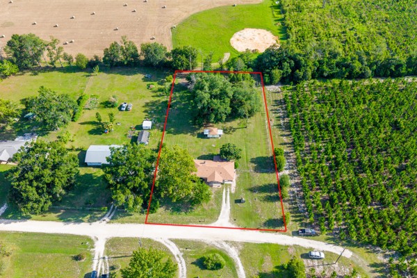 Country Home For Sale, Trenton, Fl!