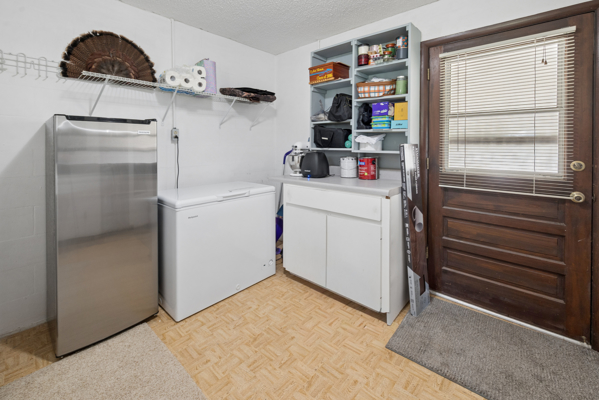 Country Home For Sale, Trenton, Fl!
