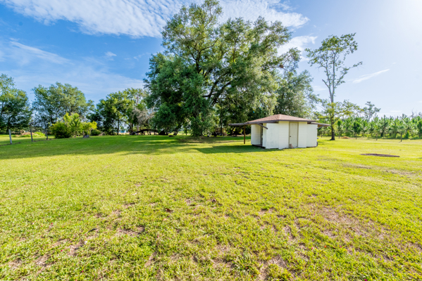 Country Home For Sale, Trenton, Fl!