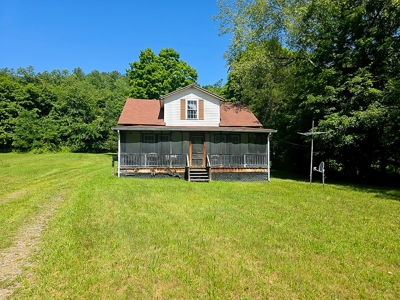 25-Acre Homestead Ready for Your Country Dream - image 15