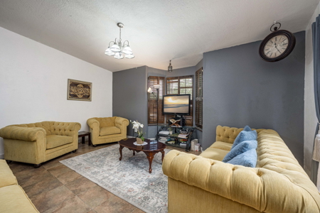 Home For Sale On Spacious Corner Lot In Las Cruces, NM - image 37