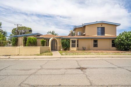 Home For Sale On Spacious Corner Lot In Las Cruces, NM - image 45