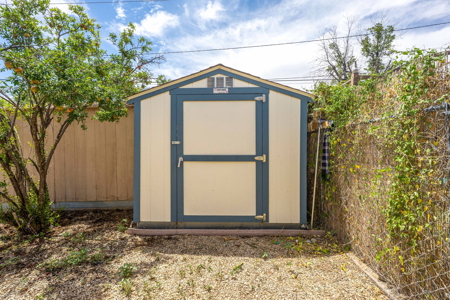 Home For Sale On Spacious Corner Lot In Las Cruces, NM - image 5