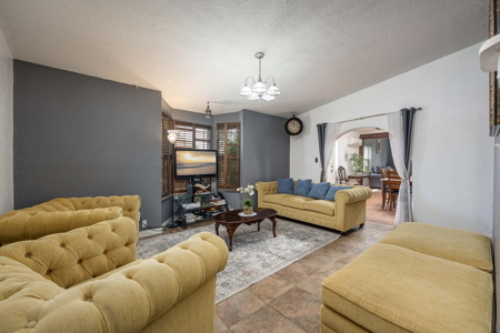 Home For Sale On Spacious Corner Lot In Las Cruces, NM - image 36