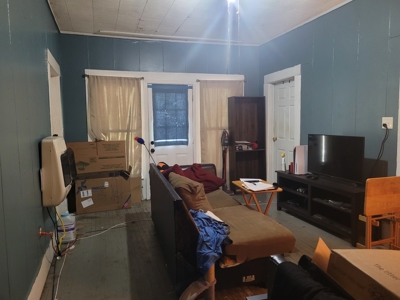 Investment Property in Paris, TX with Rental Income - image 18