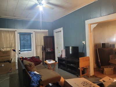 Investment Property in Paris, TX with Rental Income - image 19