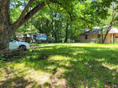 Investment Property in Paris, TX with Rental Income - image 26