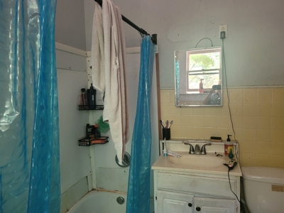 Investment Property in Paris, TX with Rental Income - image 17