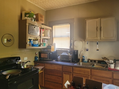 Investment Property in Paris, TX with Rental Income - image 23