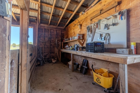 Eastern Oregon Springston Homestead Located Outside of Burns - image 31