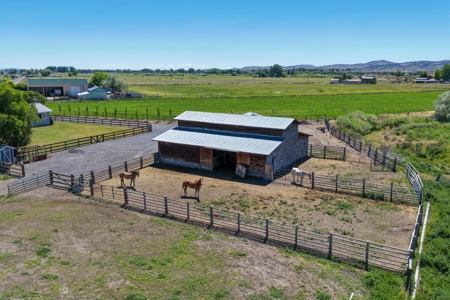 Eastern Oregon Springston Homestead Located Outside of Burns - image 41