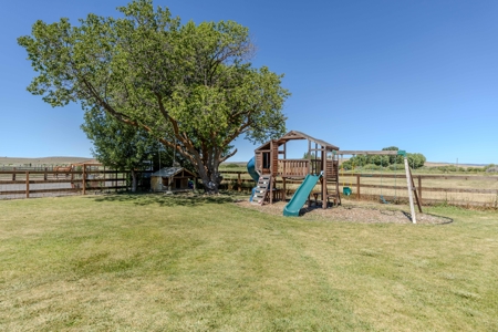Eastern Oregon Springston Homestead Located Outside of Burns - image 38