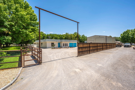 Country Home On 1 Acre For Sale In Las Cruces, NM - image 47