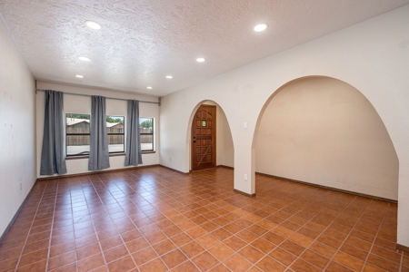 Country Home On 1 Acre For Sale In Las Cruces, NM - image 11