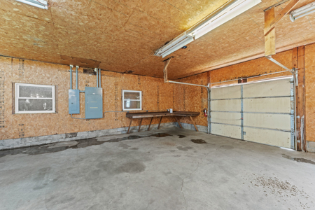 Commercial investment and owner-user opportunity - image 16