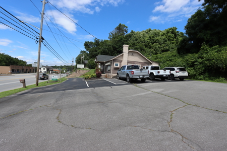 Commercial Building for Sale in Abingdon, VA! - image 4