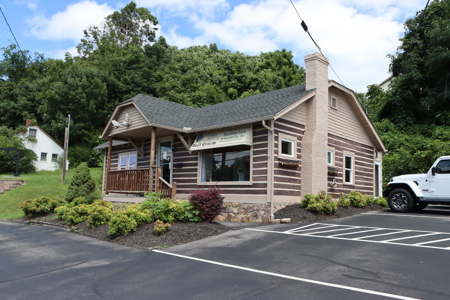 Commercial Building for Sale in Abingdon, VA! - image 17