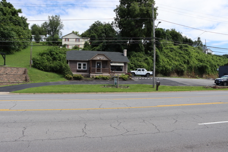 Commercial Building for Sale in Abingdon, VA! - image 9