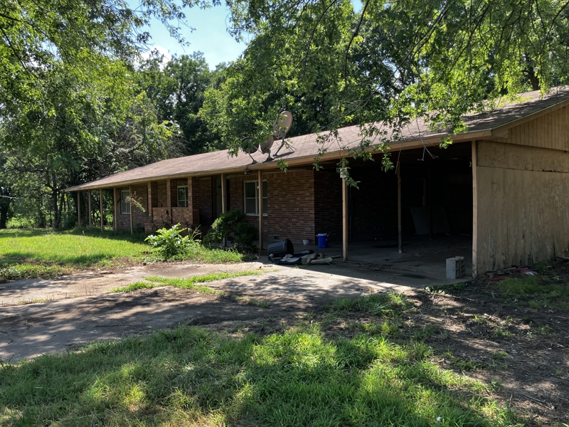 No Caption